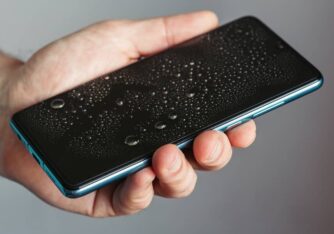 How to Remove Water From Phone Speaker